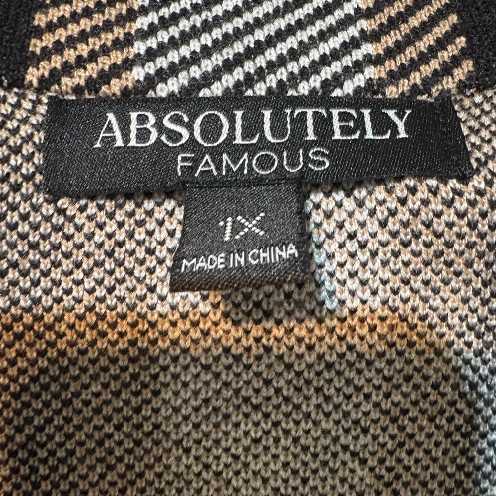 Absolutely Famous NWT Plaid Knit long Jacket/2 front pockets Size 1X - Picture 2 of 12